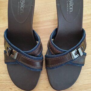 Women's Aerosoles dressy sandals, size 8M